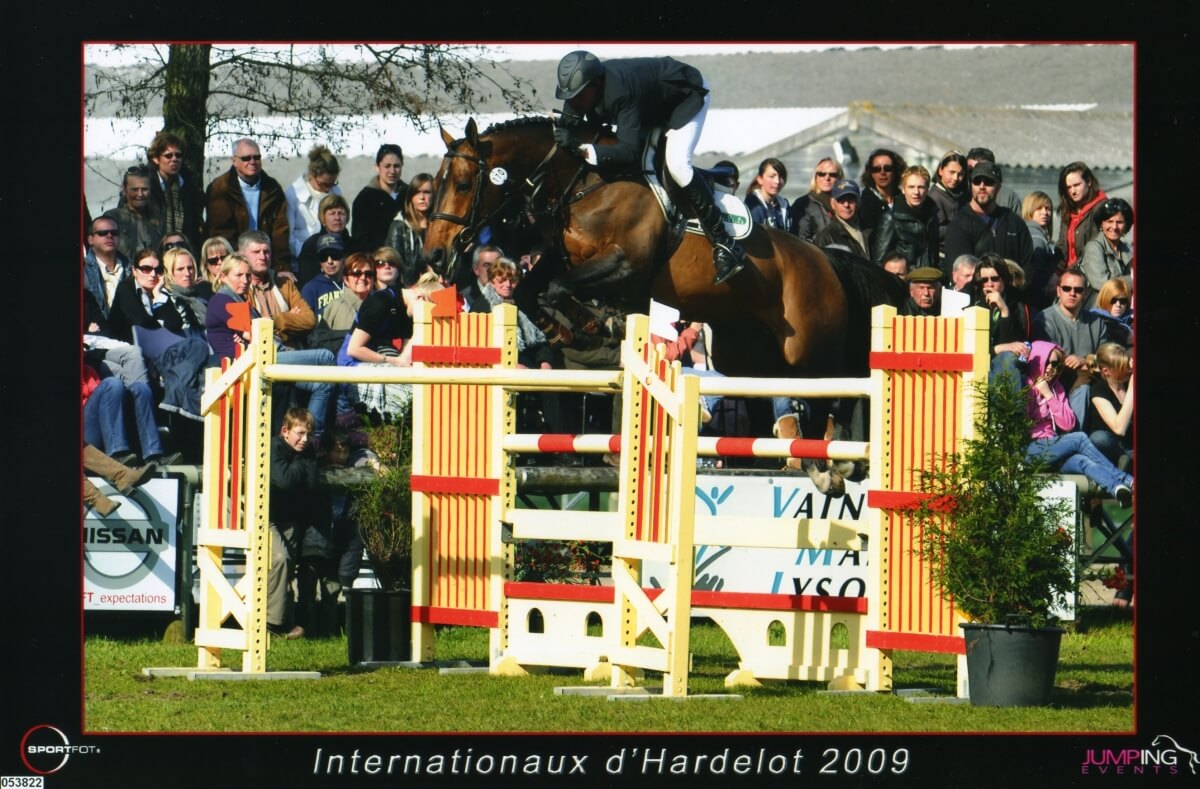 Franck SCHILLEWAERT sur le podium du CSI **** de Fontainebleau